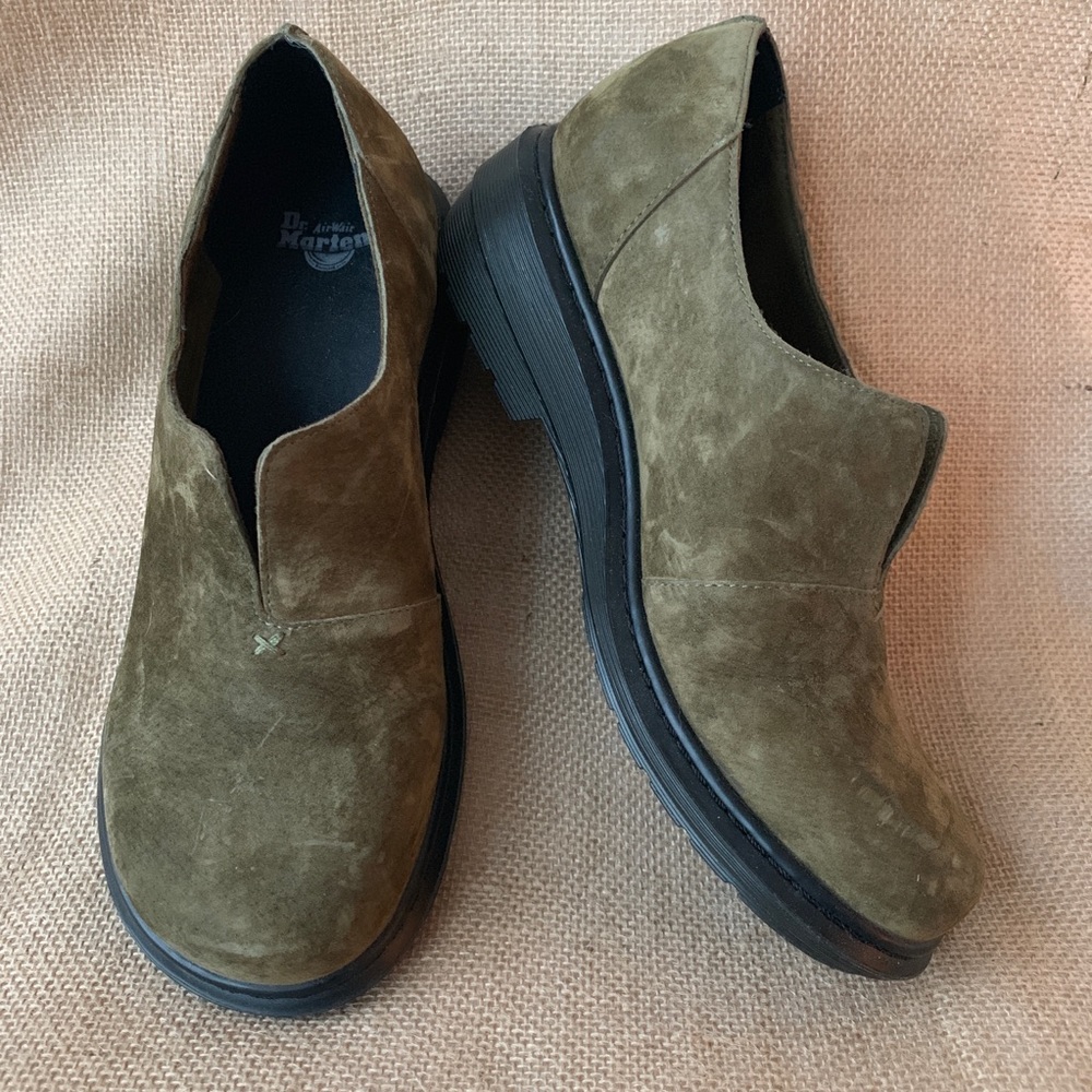 Dr Martens in soft olive suede